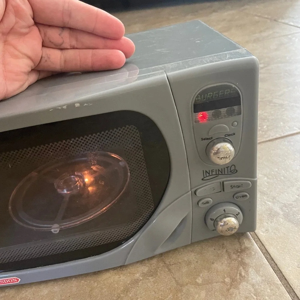 Casdon Infinito Electronic Toy Microwave Grey Play Kitchen Appliance Item 492